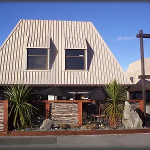 https://taupo-urban-retreat.rotoruahotelsnz.com